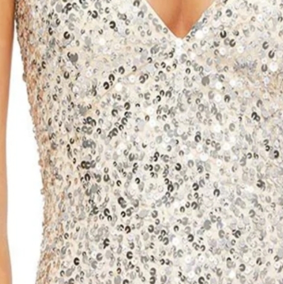 Mac duggal 5312 NWT size 12 Gold sequins - Picture 8 of 8